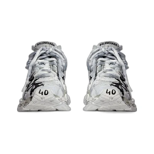 Runner Graffiti Sneaker