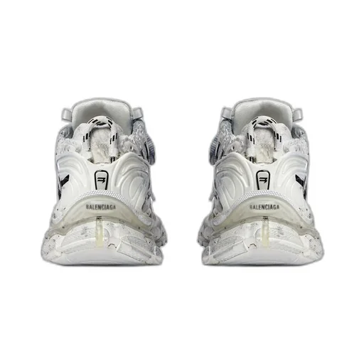 Runner Graffiti Sneaker