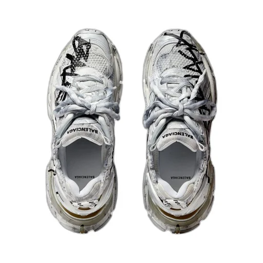 Runner Graffiti Sneaker