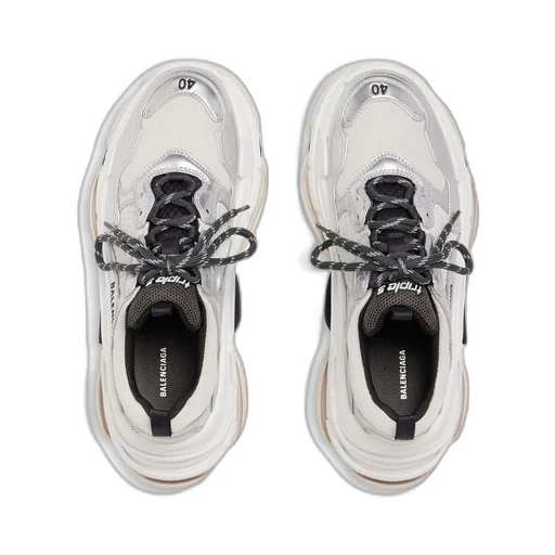 Triple S Sneaker