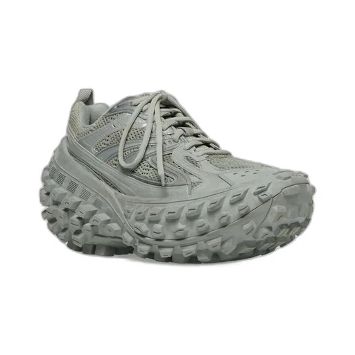 Bouncer Sneaker