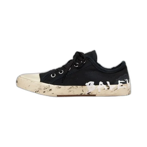 Paris Low Top Graffiti Sneaker
