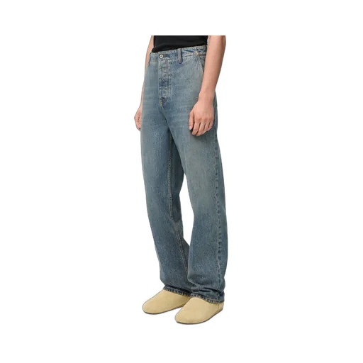 Jeans in denim