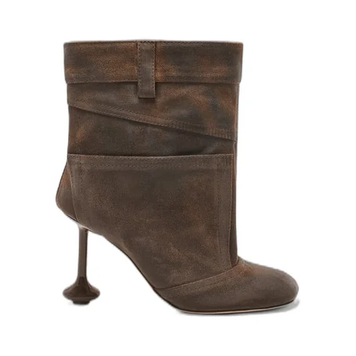Toy ankle bootie in waxed suede