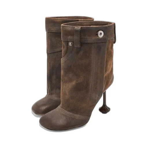 Toy ankle bootie in waxed suede