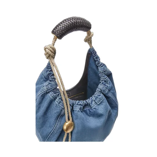 Medium Squeeze bag in washed denim