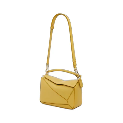 Small Puzzle bag in classic calfskin