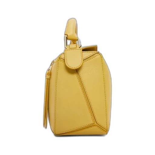 Small Puzzle bag in classic calfskin