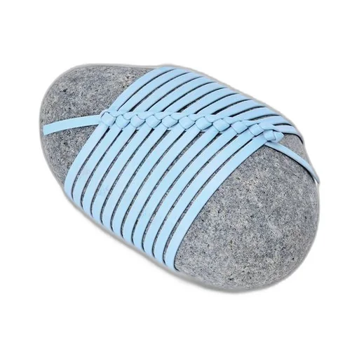 Se diagonal knot stone with calfskin