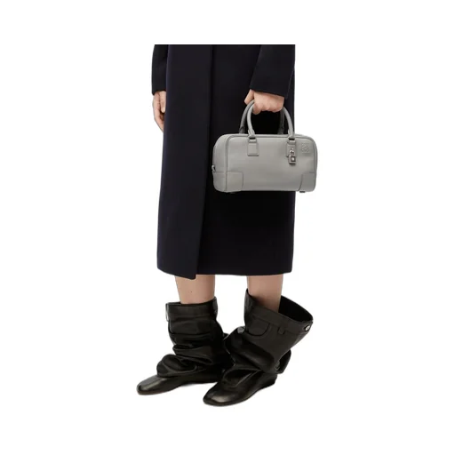 Amazona 23 bag in soft grained calfskin