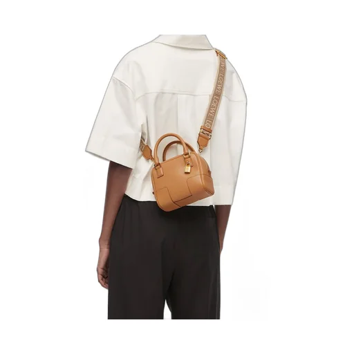 Amazona 16 Square bag in nappa calfskin