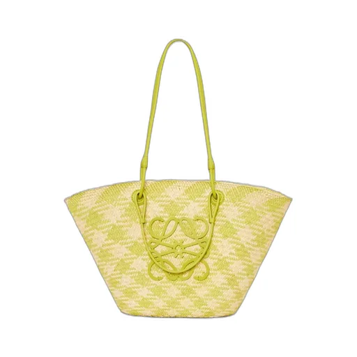 Anagram Basket bag in iraca palm and calfskin