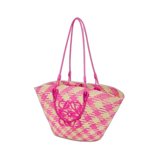 Anagram Basket bag in iraca palm and calfskin