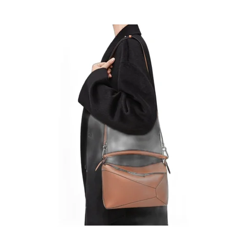 Small Puzzle bag in classic calfskin