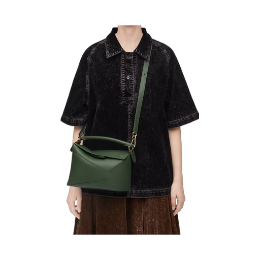 Small Puzzle bag in classic calfskin