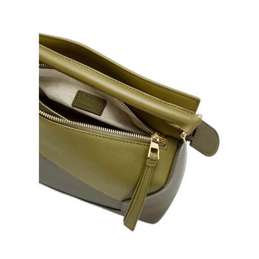 Small Puzzle bag in classic calfskin