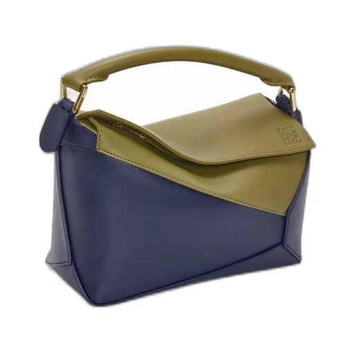 Small Puzzle bag in classic calfskin