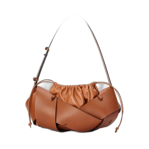 Interlaced hobo bag in calfskin