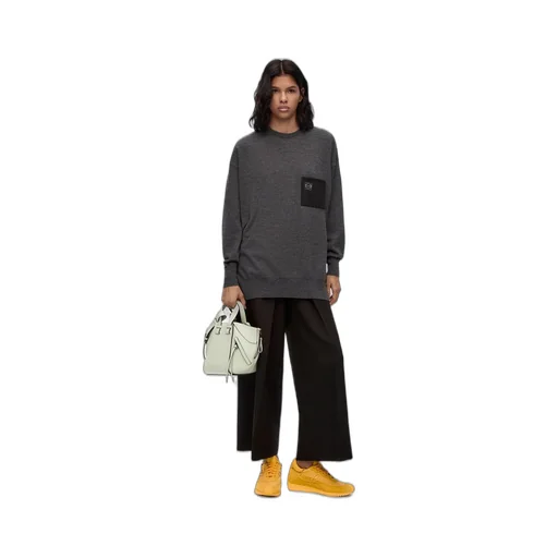 Compact Hammock bag in soft grained calfskin