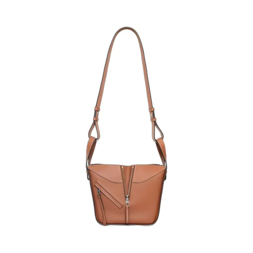 Compact Hammock bag in classic calfskin