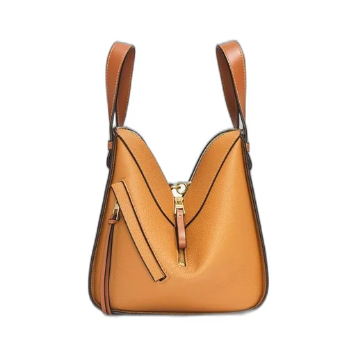Compact Hammock bag in soft grained calfskin