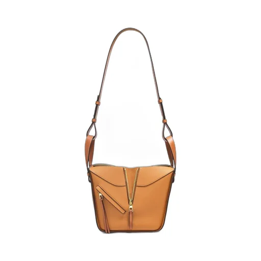 Compact Hammock bag in soft grained calfskin