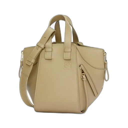 Compact Hammock bag in satin calfskin