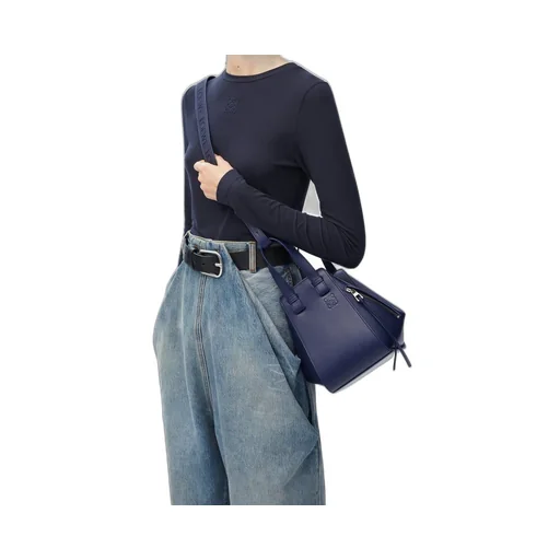 Compact Hammock bag in satin calfskin