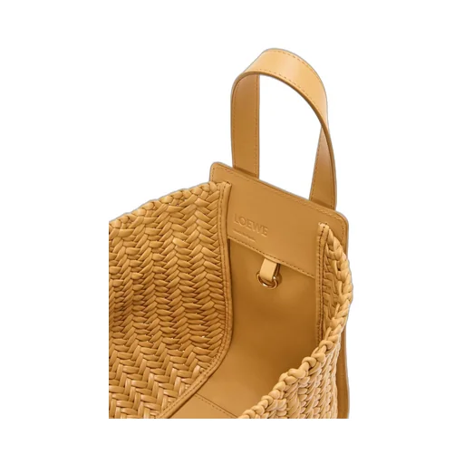 Compact Hammock bag in calfskin