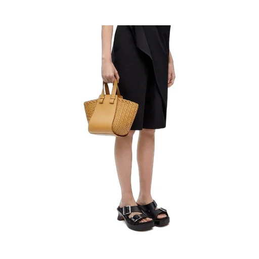 Compact Hammock bag in calfskin