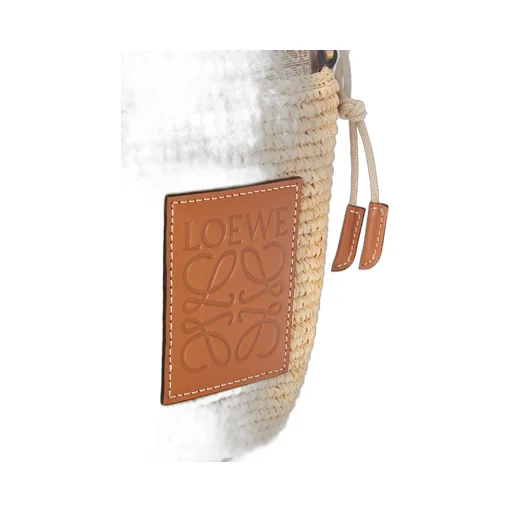 Pochette bag in raffia and calfskin