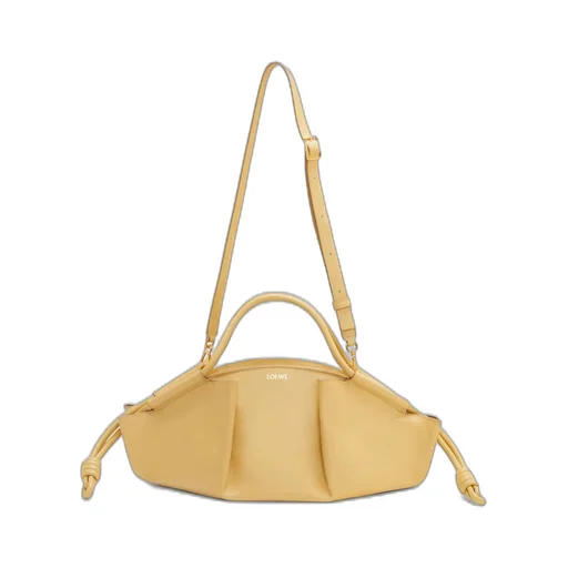 Paseo bag in shiny nappa calfskin