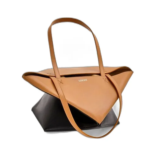 Puzzle Fold Tote in shiny calfskin