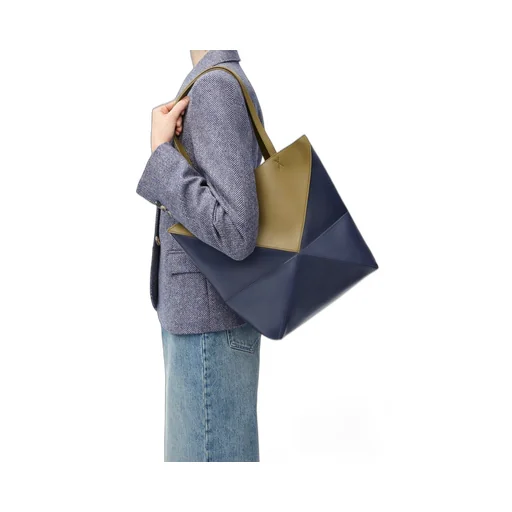 Puzzle Fold Tote in shiny calfskin