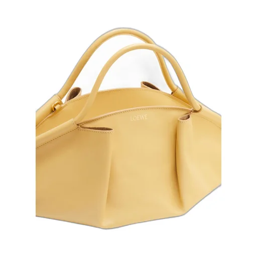 Paseo bag in shiny nappa calfskin
