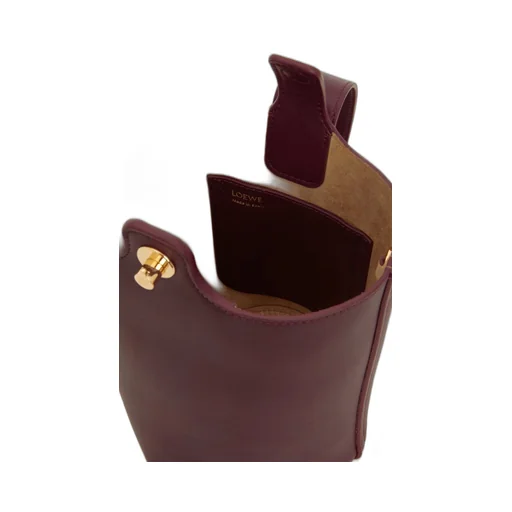 Mini Pebble bucket in mellow calfskin