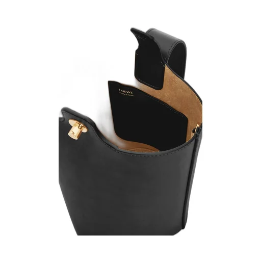 Mini Pebble bucket in mellow calfskin
