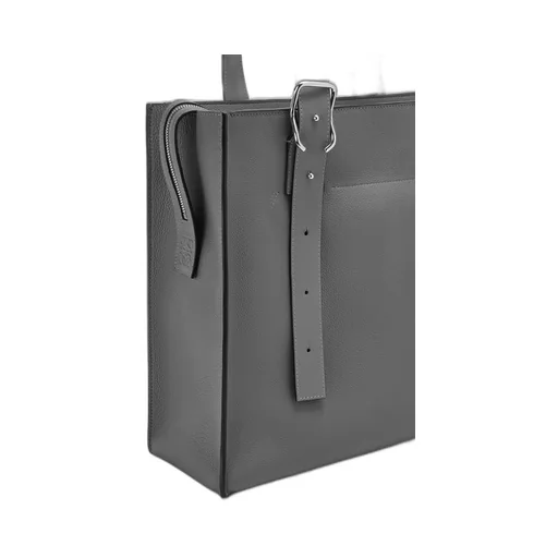 Buckle Zip tote in soft grained calfskin