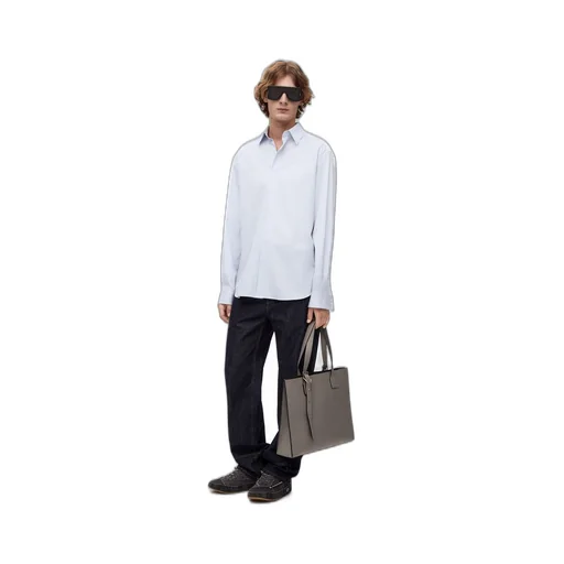 Buckle Horizontal Tote in classic calfskin