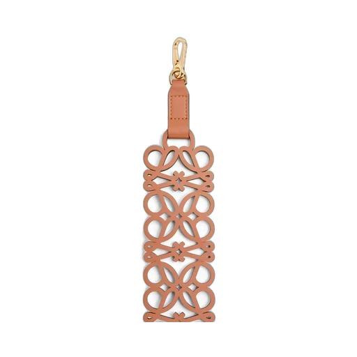 Anagram cut-out strap in smooth calfskin