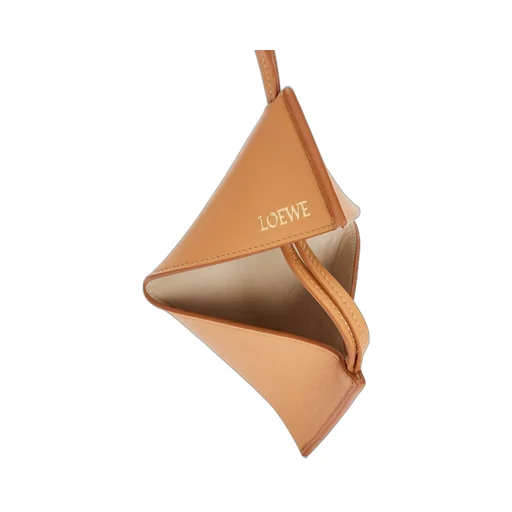 Puzzle Fold charm in classic calfskin