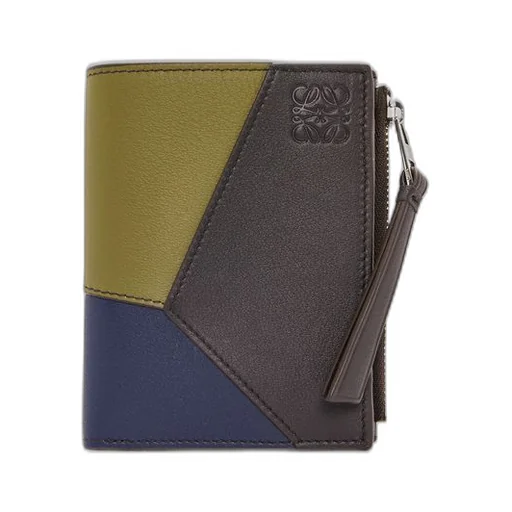 Puzzle slim compact wallet in classic calfskin