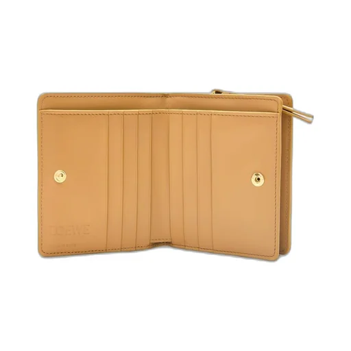 Puzzle compact zip wallet in classic calfskin