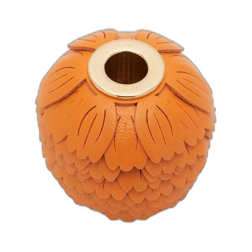 Flower charm in classic calfskin