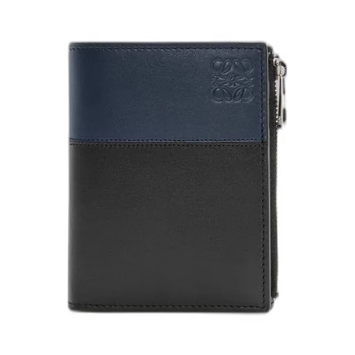 Slim compact wallet in shiny calfskin
