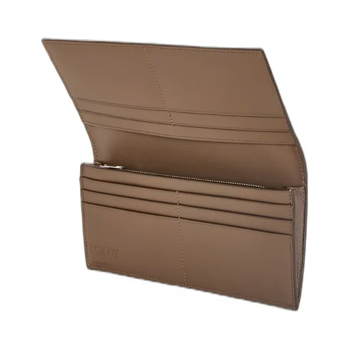 Long horizontal wallet in soft grained calfskin