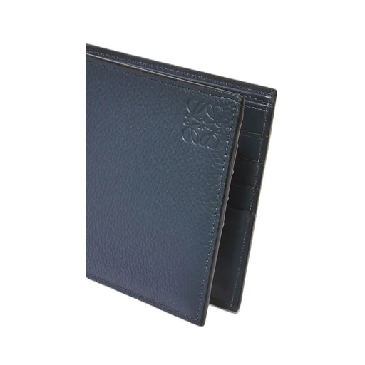 Bifold wallet in soft grained calfskin