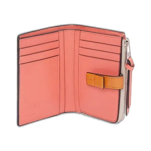 Slim compact wallet in soft grained calfskin