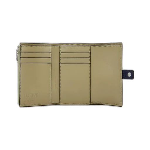 Small vertical wallet in soft grained calfskin