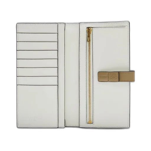Large vertical wallet in grained calfskin